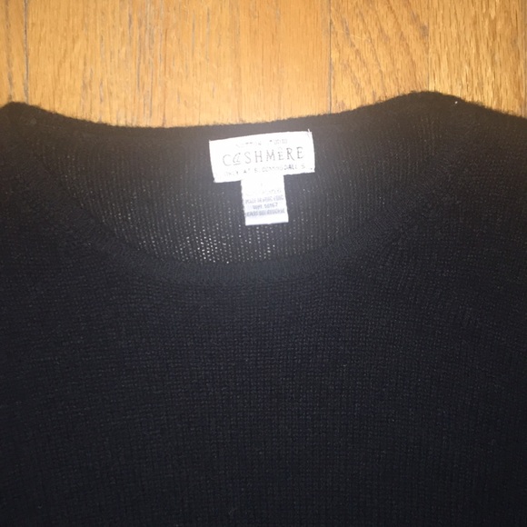 Black cashmere sweater - Picture 2 of 6